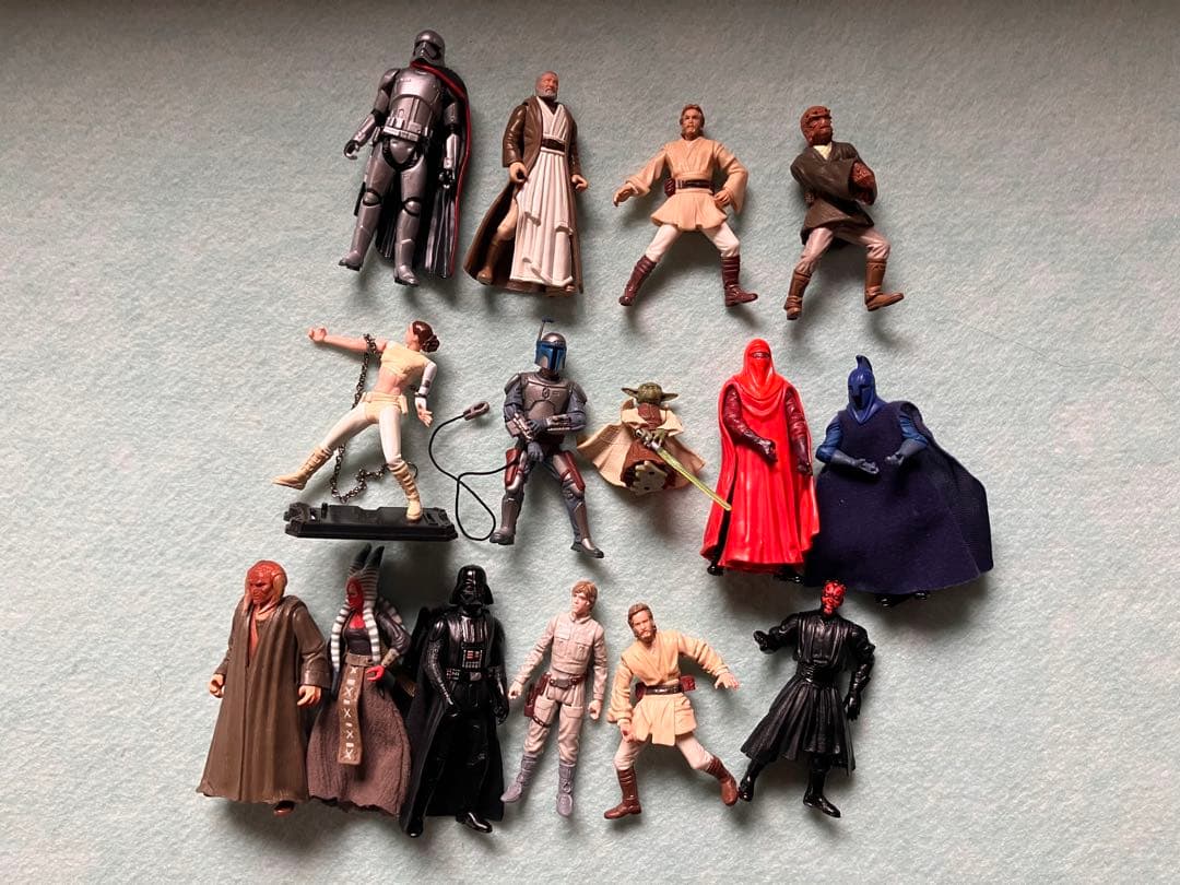 スター・ウォーズ フィギュアセット 30体＋台座