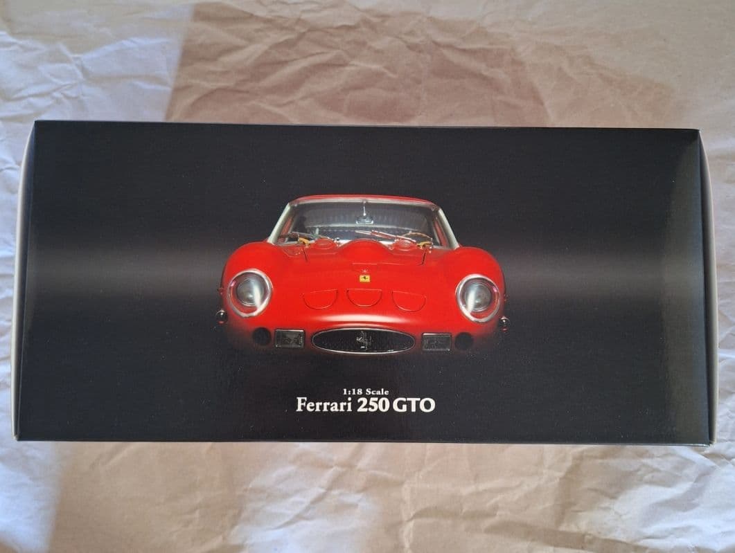 完全新品未開封 京商 1/18 フェラーリ250GTO ハイエンドモデル