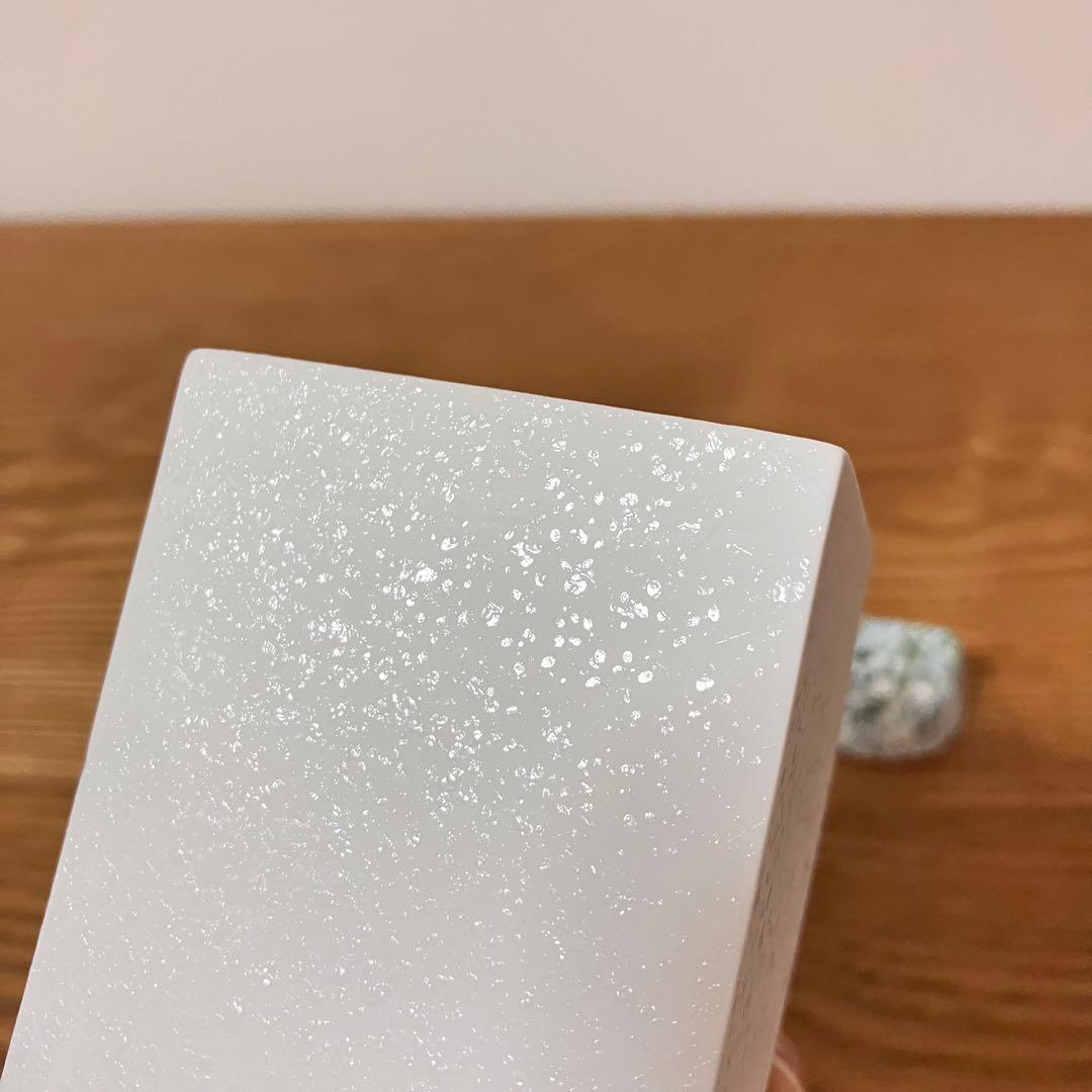 長江重和さん 白磁練上香炉 香炉 「香るかたち」