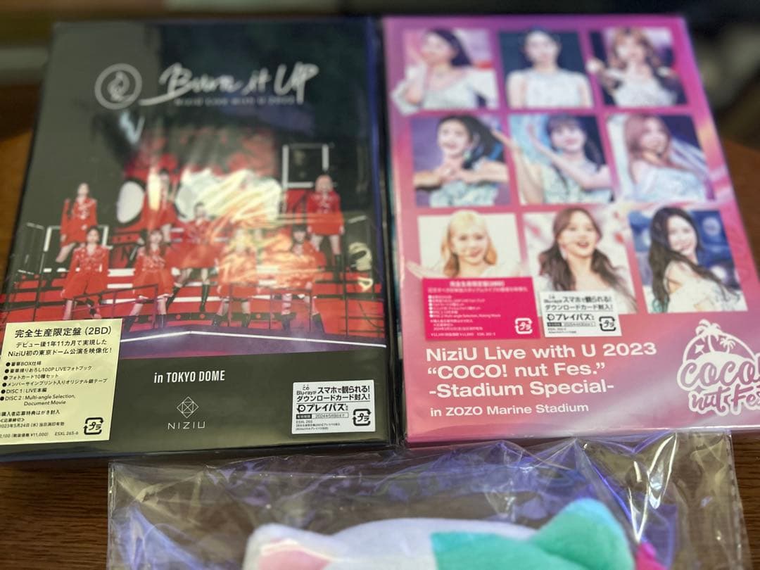 オマケ付／NiziUグッズまとめ
