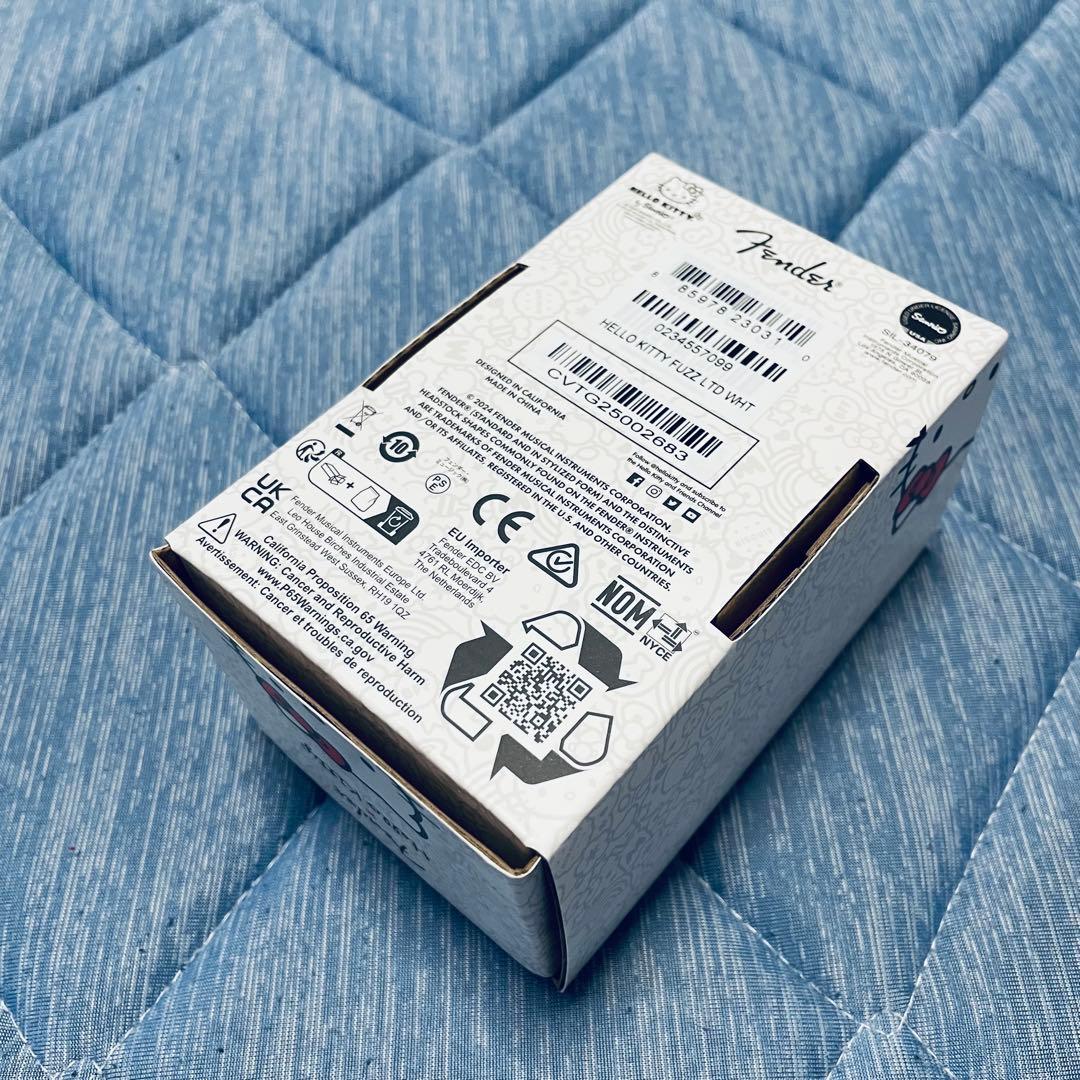 Fender x Hello Kitty FUZZ フェンダー ハローキティ