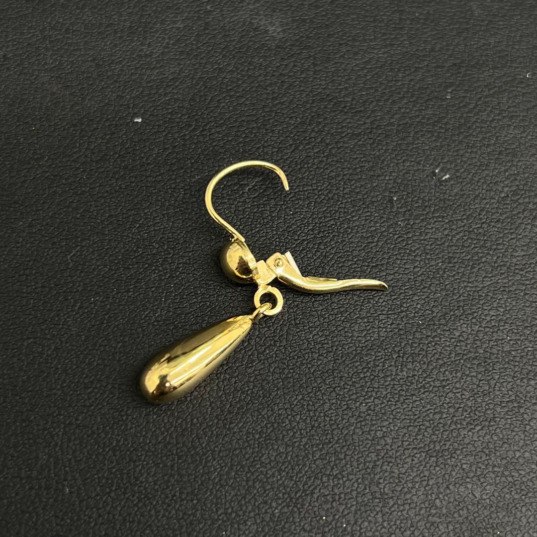 B122332) K18 YG ピアス ウノアエレ UNOAERRE 750 B122332) K18 YG