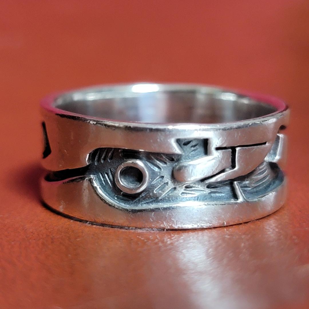 ビンテージ 銀の指輪 インディアンジュエリー シルバー925 彫金