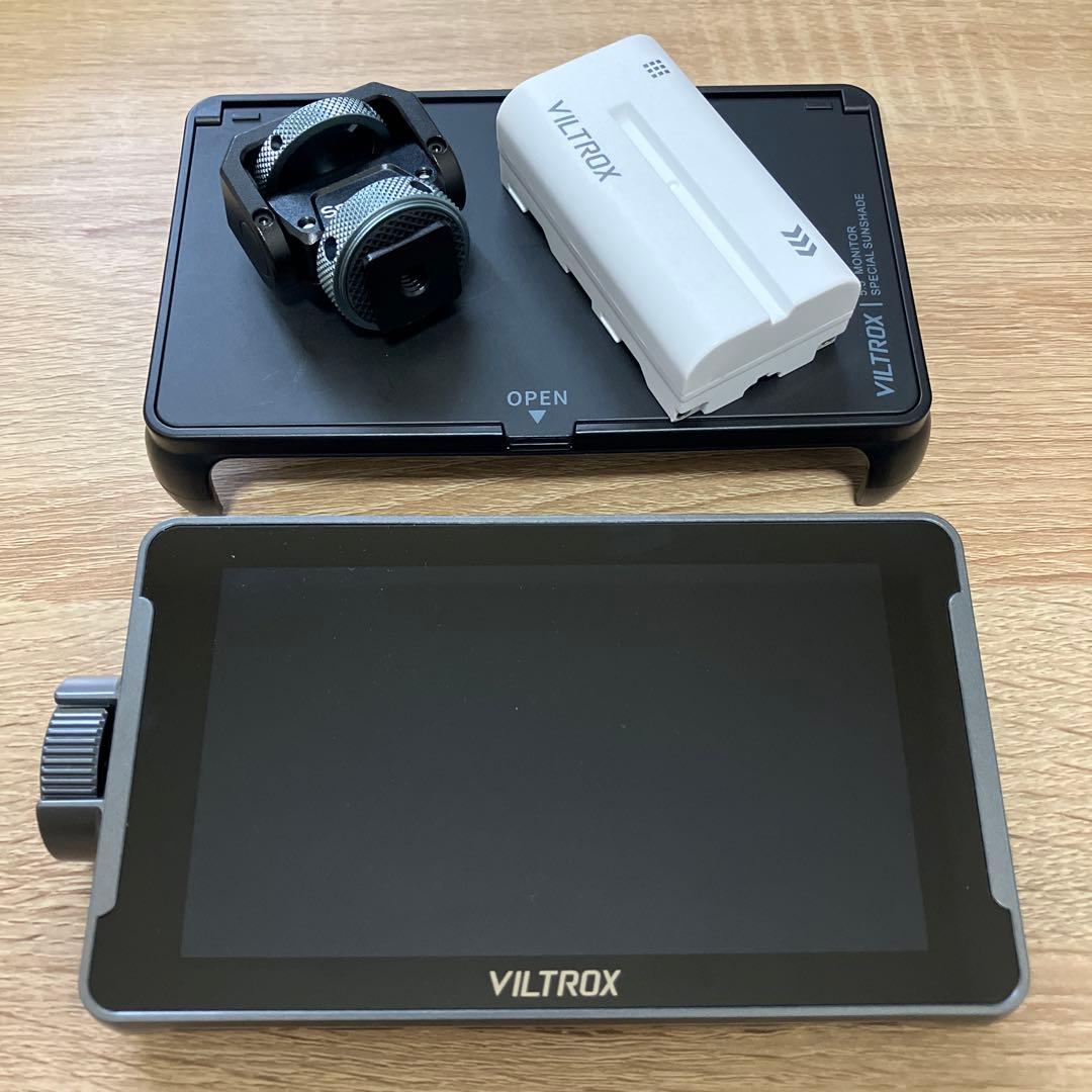 Viltrox DC-550 ビデオ モニター Smallrig シュー付き