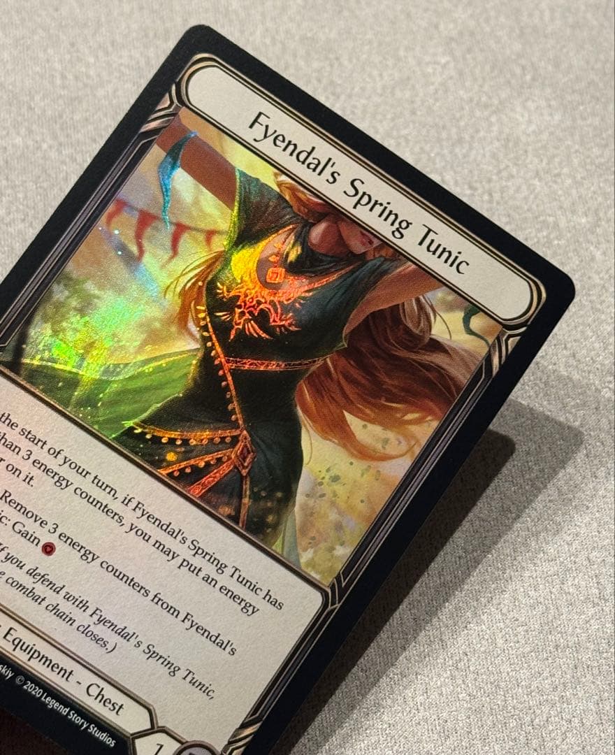 《Rainbow Foil》 Fyendal's Spring Tunic