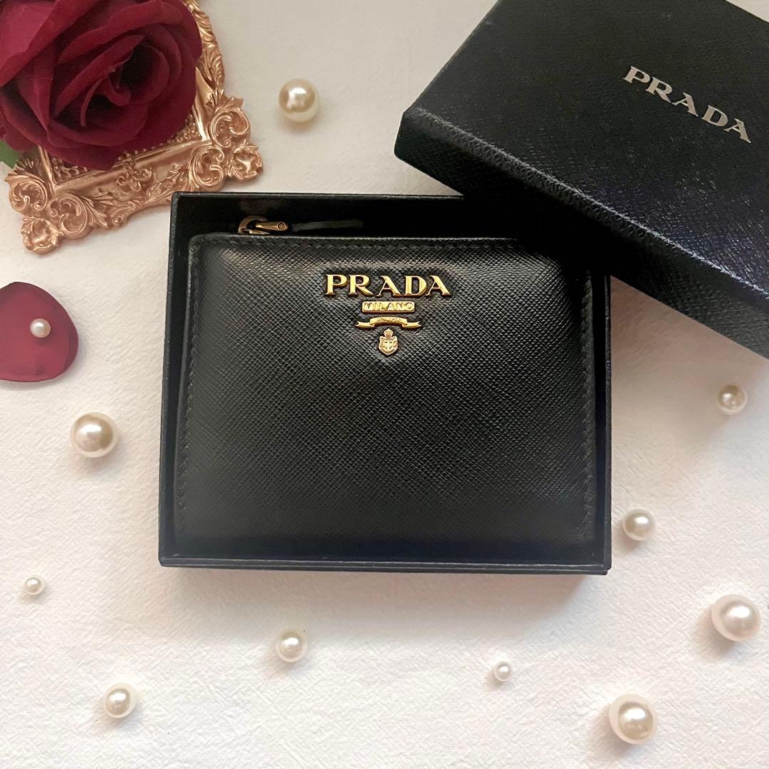 PRADAプラダ折り財布サフィアーノ ブラック極美品‼️