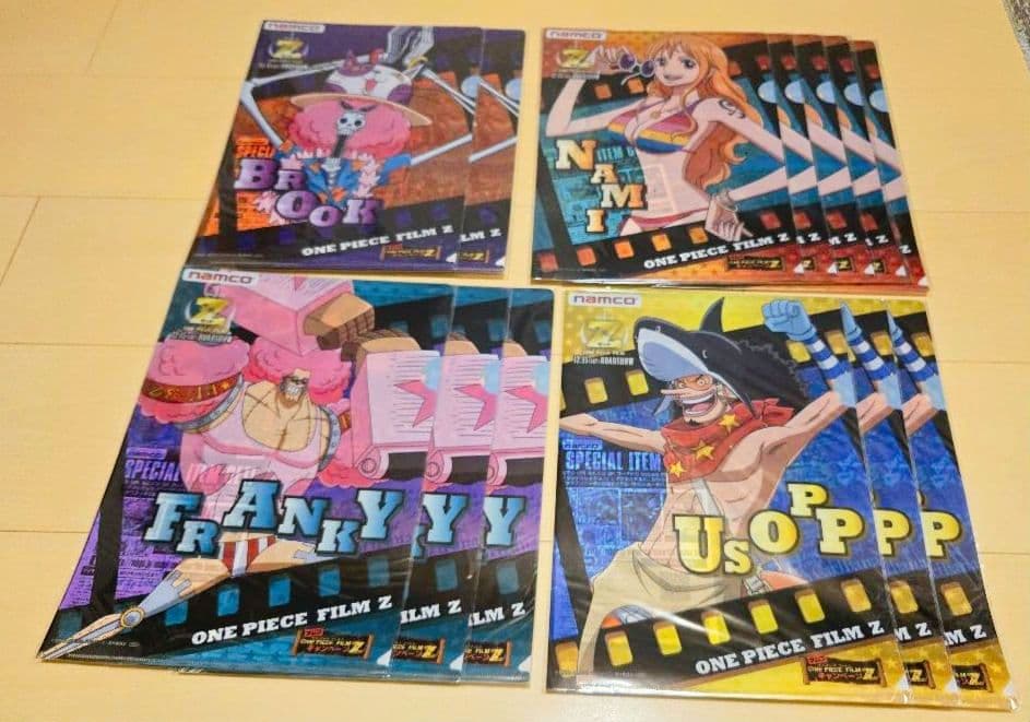 ONE PIECE☆ワンピース☆ファイル•ノート▪︎ボールペン▪︎ステッカー