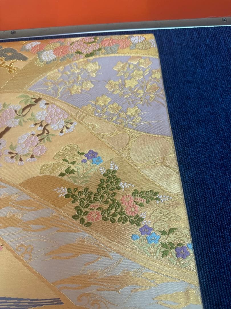 2656袋帯 古代彫金紋 西陣織 金糸 高級上質上品 約440cm 未使用