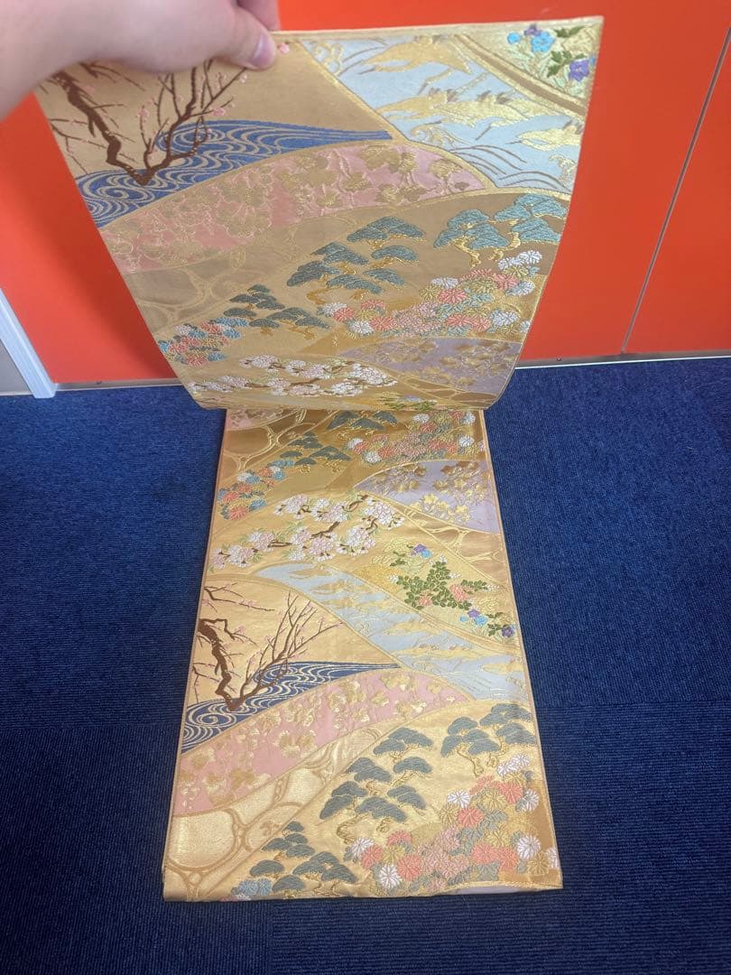 2656袋帯 古代彫金紋 西陣織 金糸 高級上質上品 約440cm 未使用