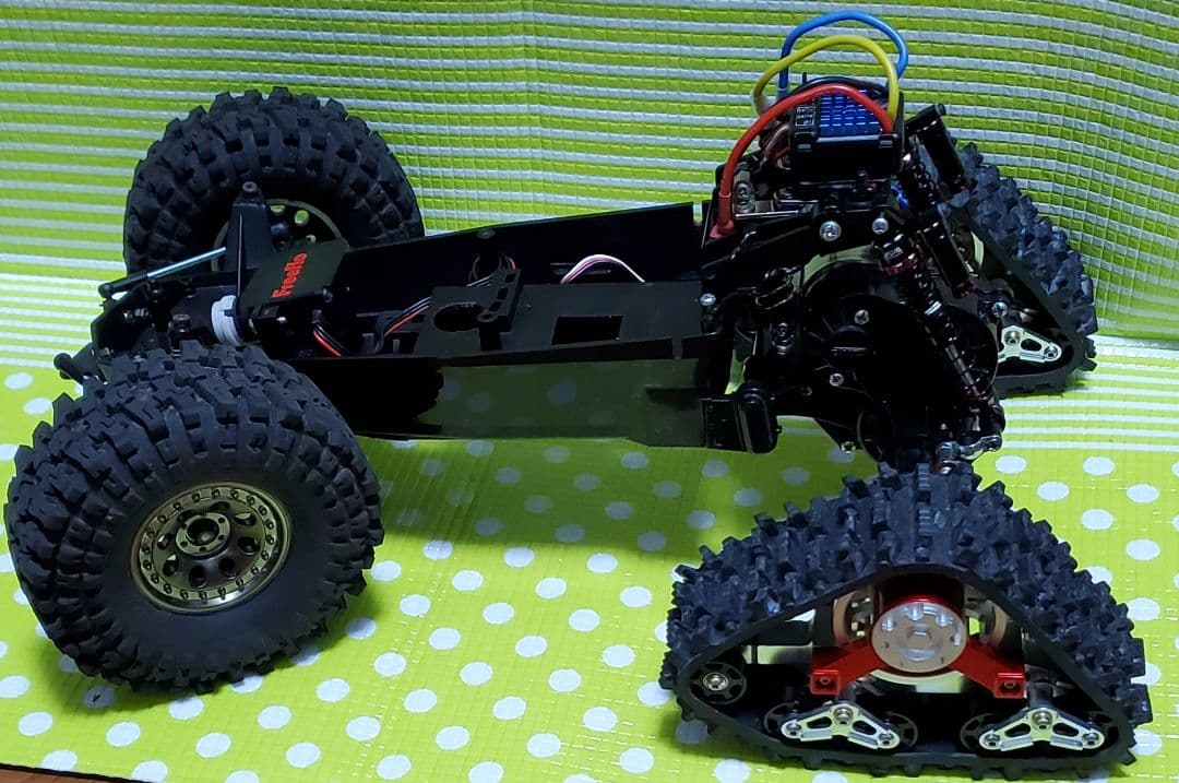 ホーネット改造、オリジナル!!クローラ仕様。 ホーネット改造、オリジナル!!クローラ仕様。