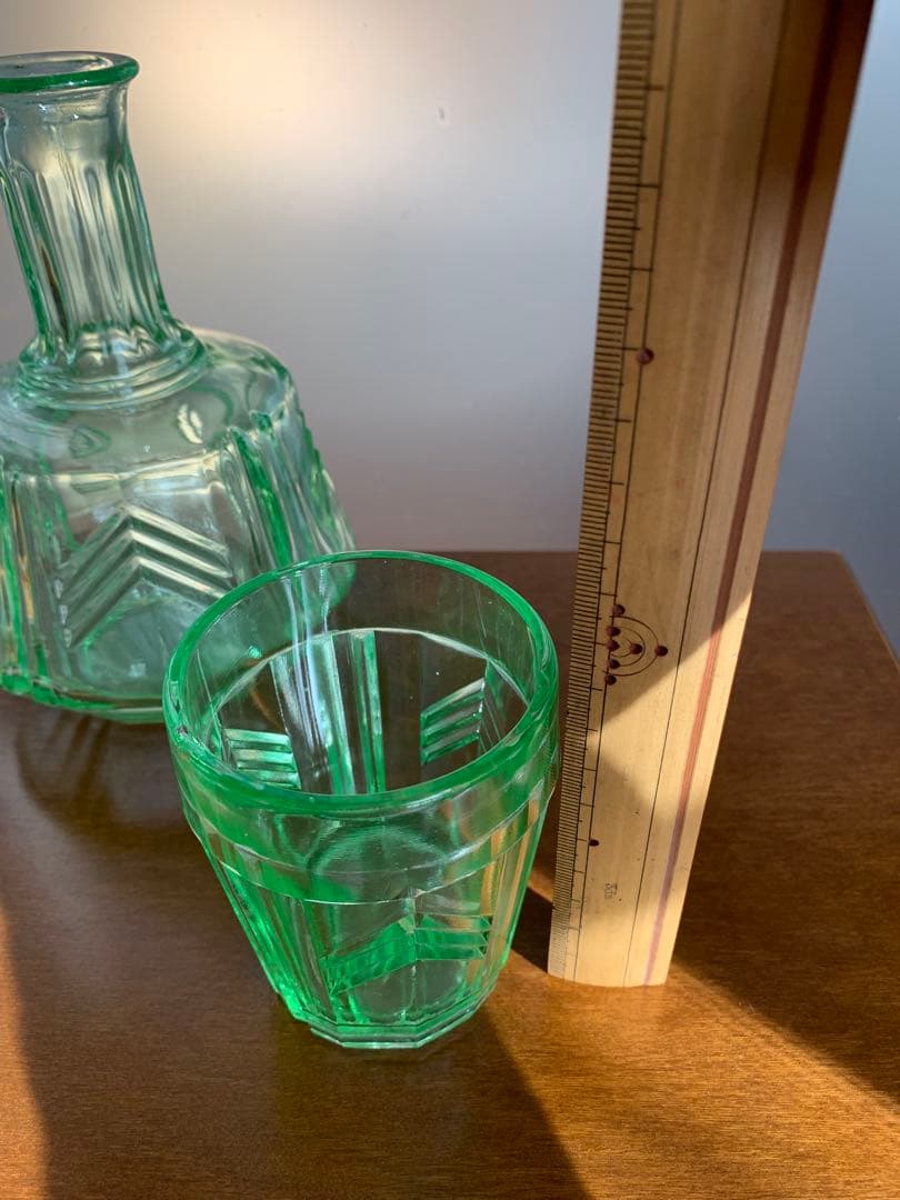 アンティーク ウランガラス デキャンタ グラス