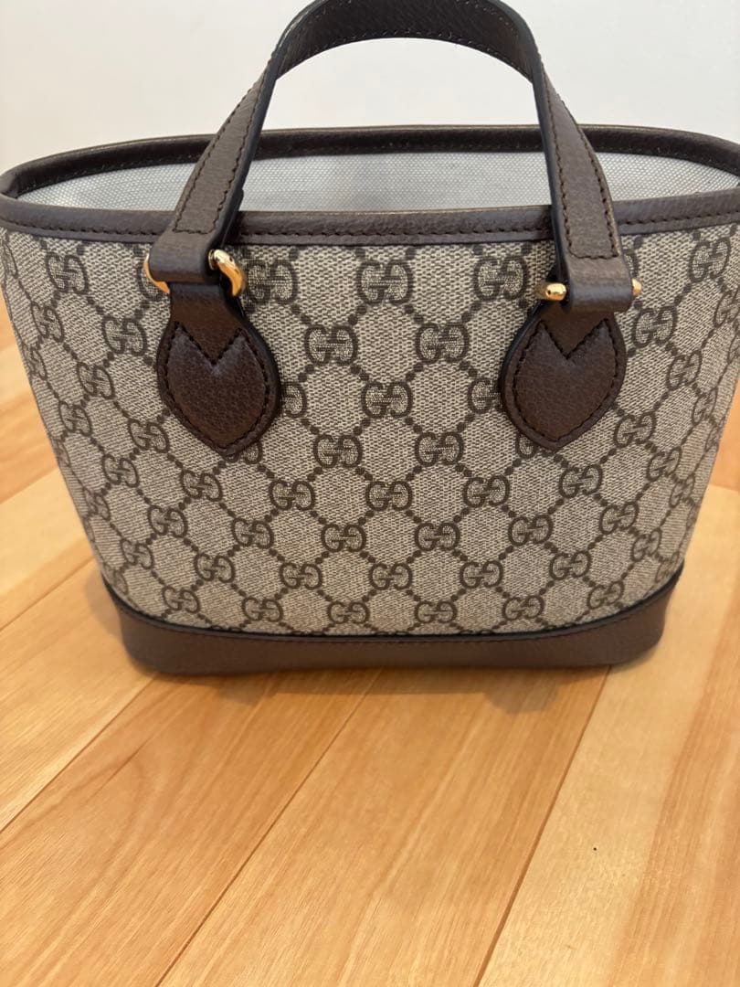 ran　未使用に近い　gucci オフィディア スモール トートバッグ