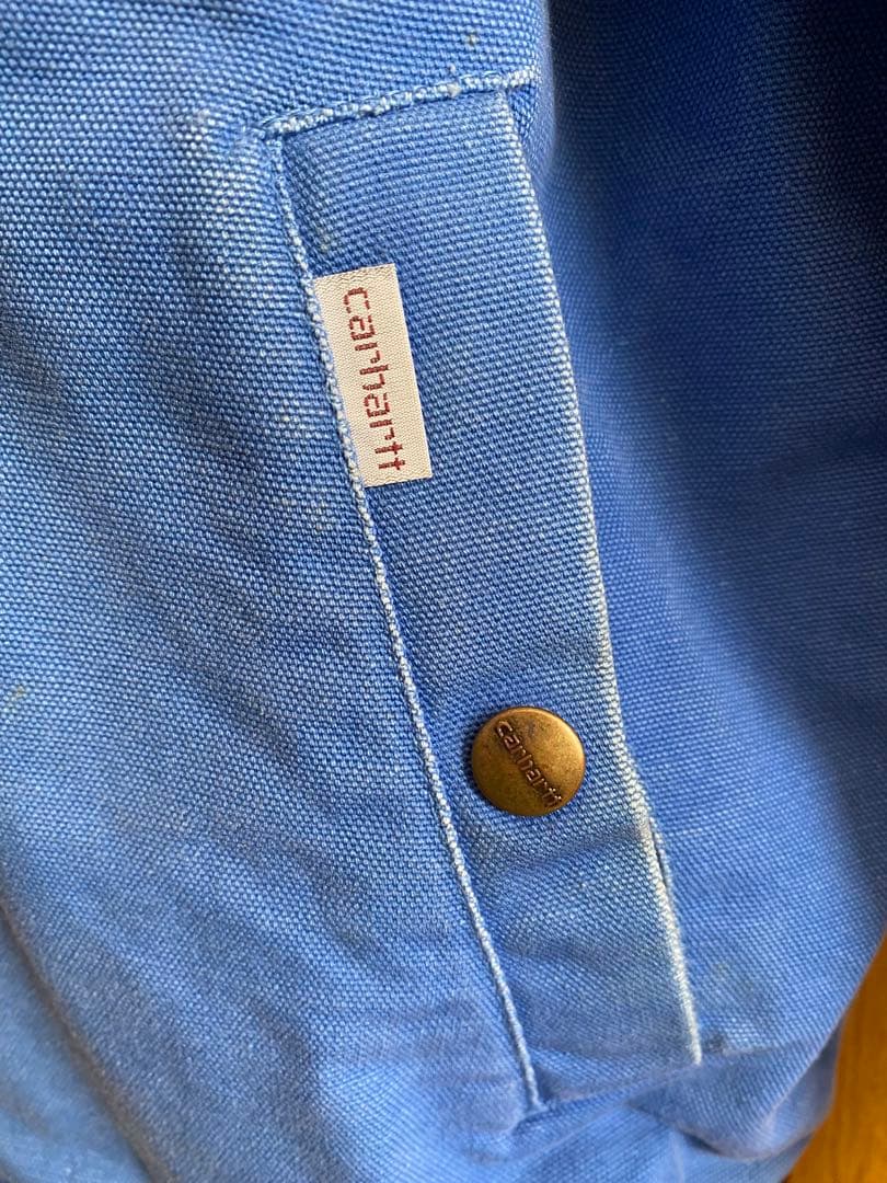 Carhartt ボンバージャケット 青