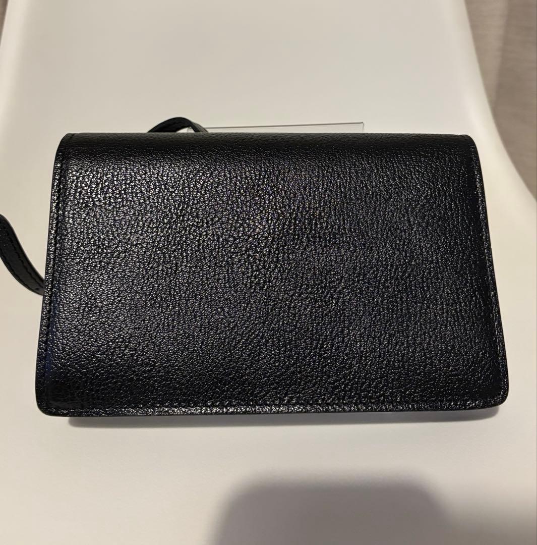 MIUMIU ミュウミュウ　ショルダーバッグターンロック　チェーンレザー