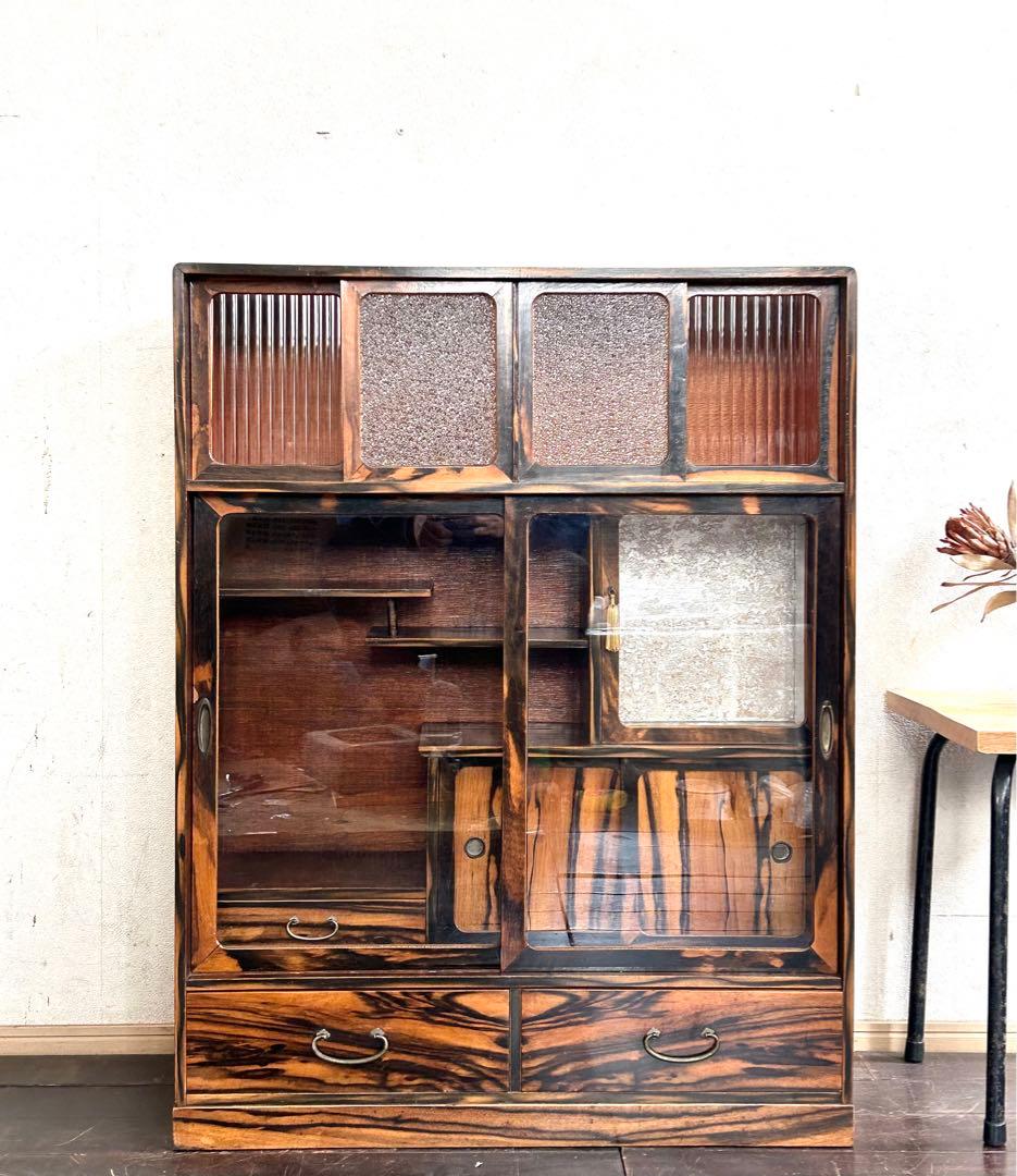 古家具 黒柿 タモ無垢 古い 茶箪笥 モール×ダイヤガラス 茶棚 飾り棚