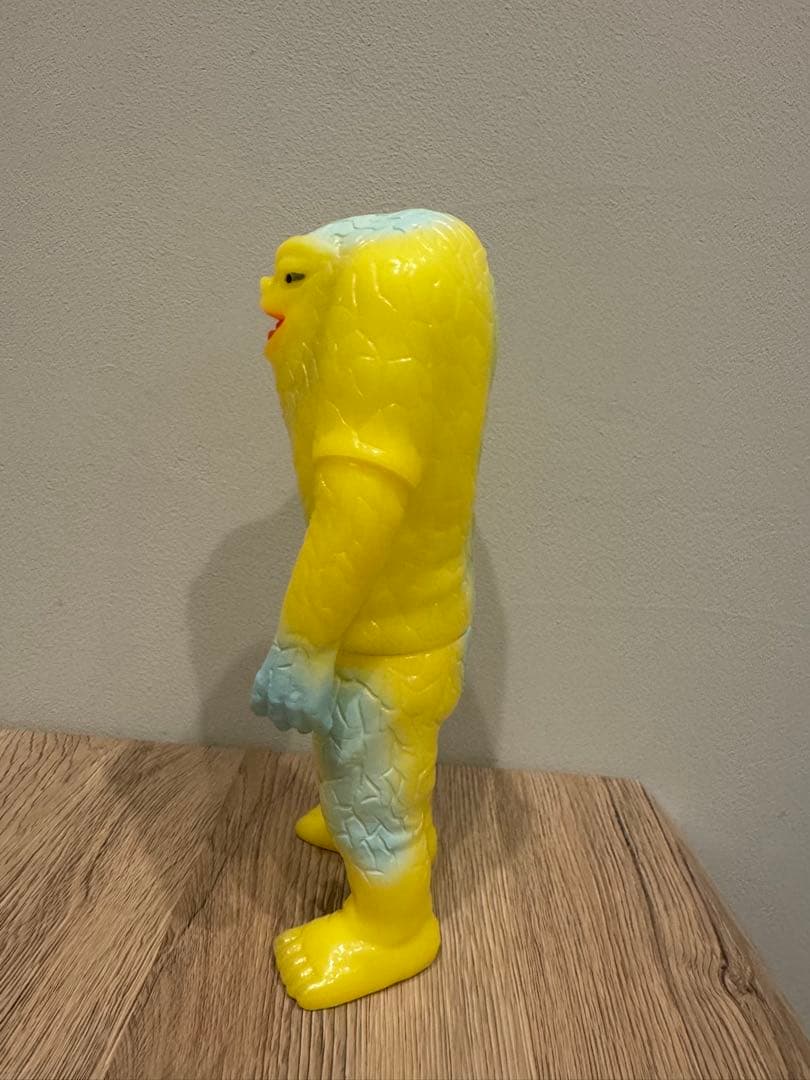 ブルマァクの怪獣シリーズ ジャミラ WF2024冬 黄成型