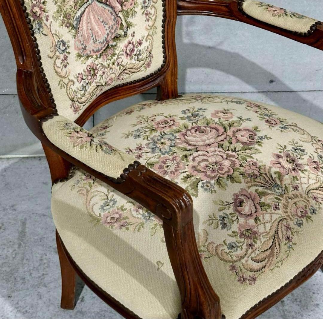 ✦王室気分✦ ロココ調アンティーク 輸入家具 アームチェア サロン