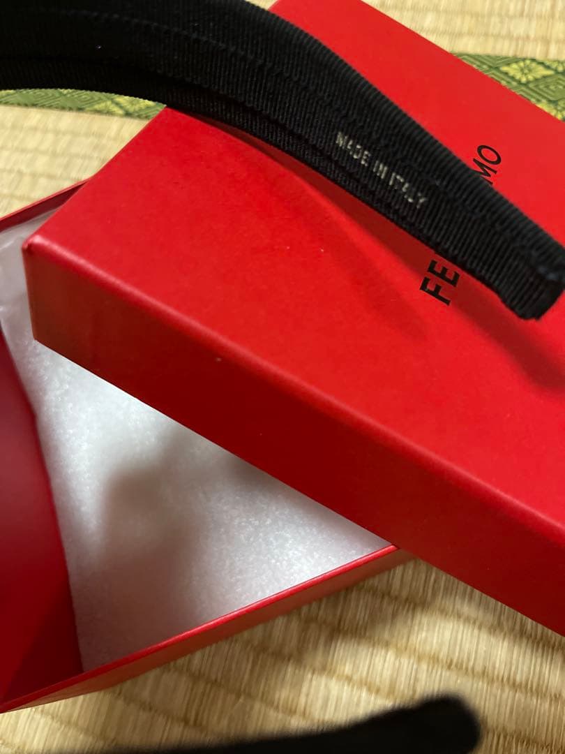 【最終価格】FERRAGAMO ヘアバンド カチューシャ