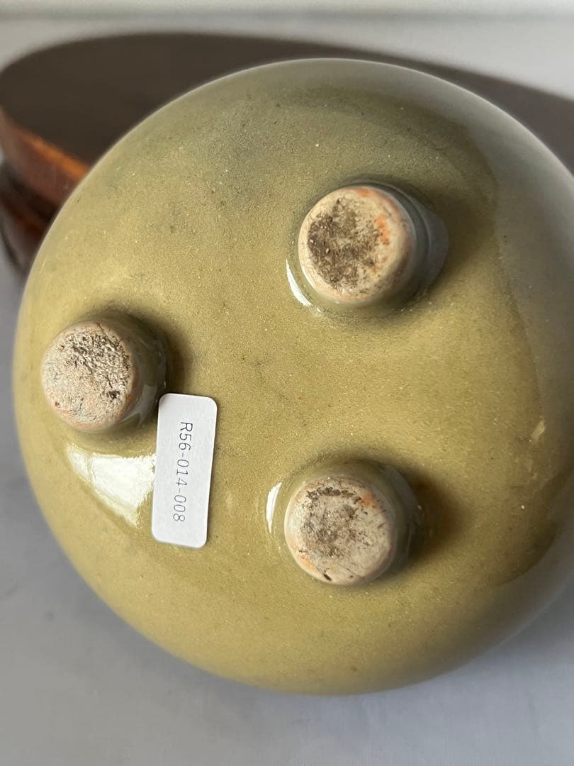 古美術/青磁三足香炉/鉄ほや付 MT2-00