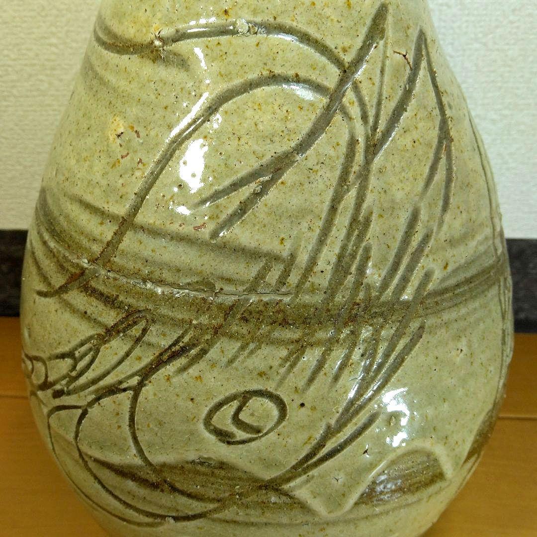 ◎忠佐伯◎人間国宝 金城次郎 海老魚紋花瓶(長大) 箱なし 直し有 壷屋焼