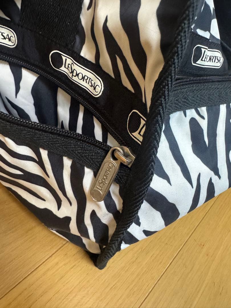 LeSportsac ゼブラ柄 ボストンバッグ - メルカリ
