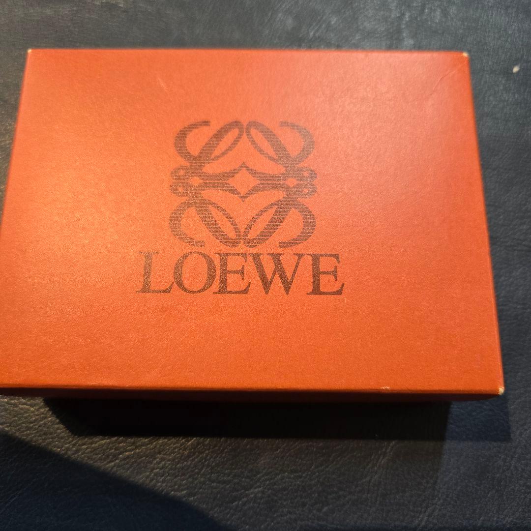 ロエベ LOEWE ケース ラウンドファスナー アナグラム レッド 未使用