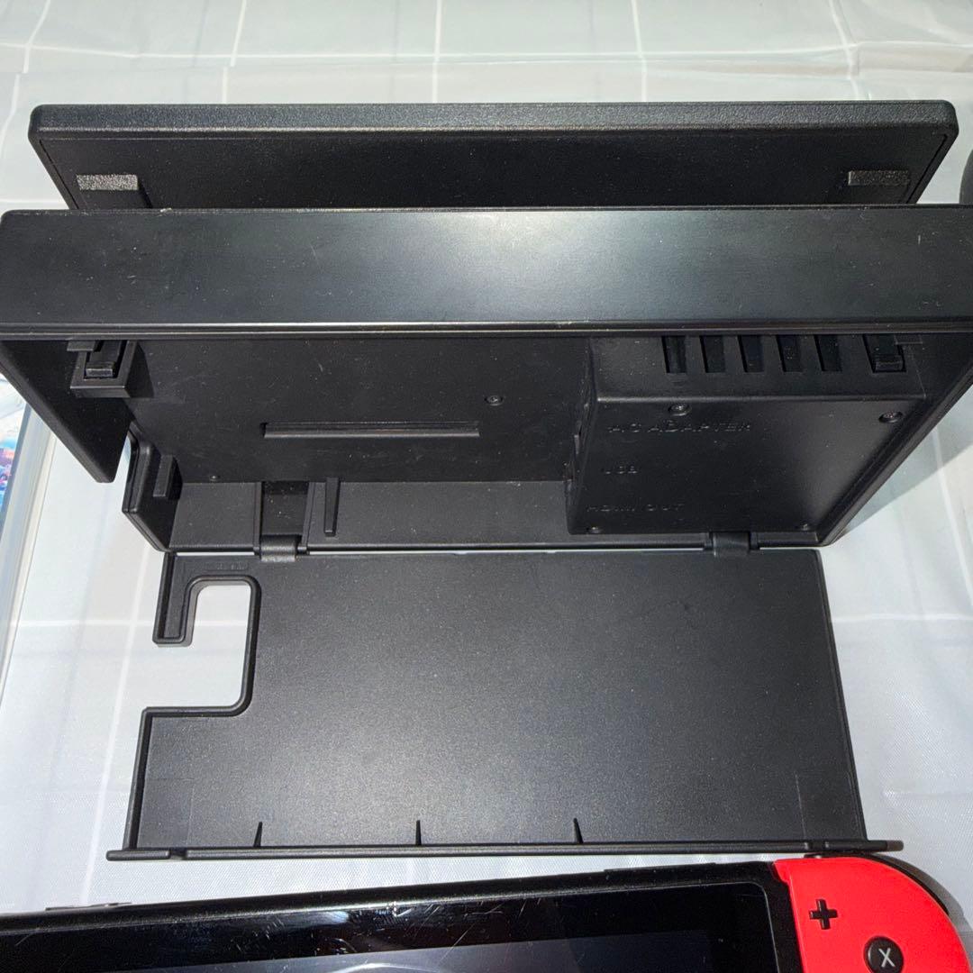Nintendo Switch グレー/赤 ジョイコン付き　充電器無し