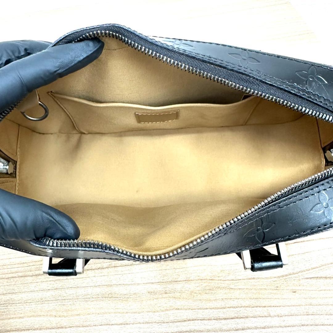 ルイヴィトン　モノグラム・マット　シェルトン　ハンドバッグ