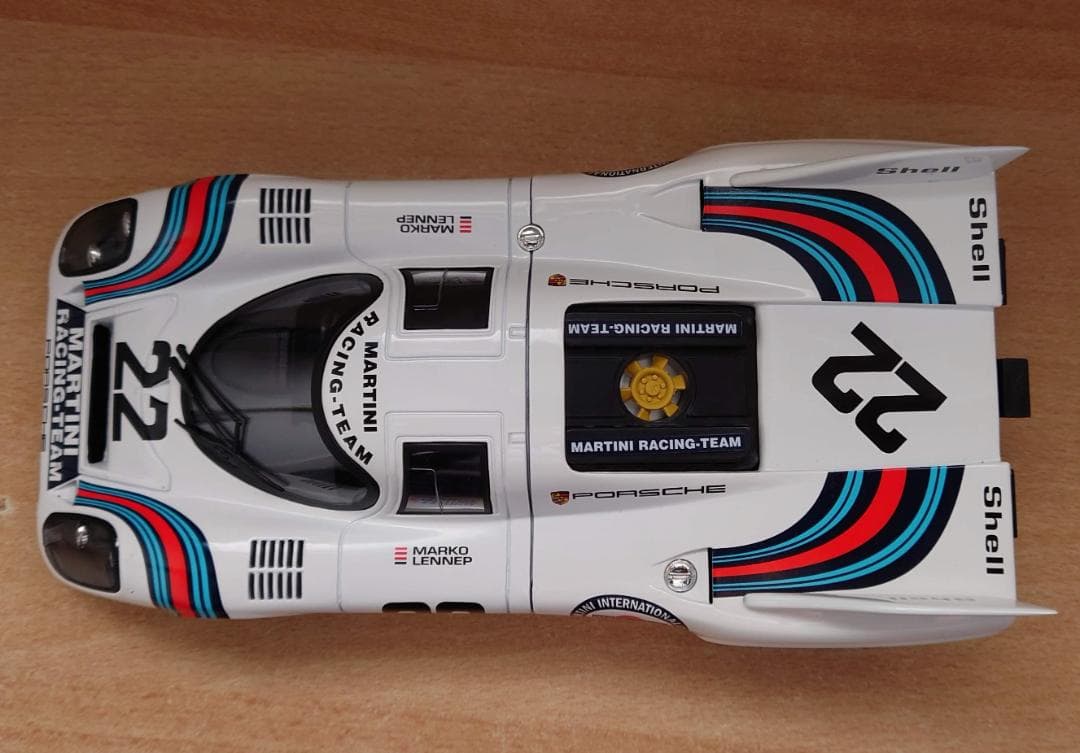 1/18 ポルシェ917K 1971 ル・マン優勝 #22 ノレブ製ミニカー