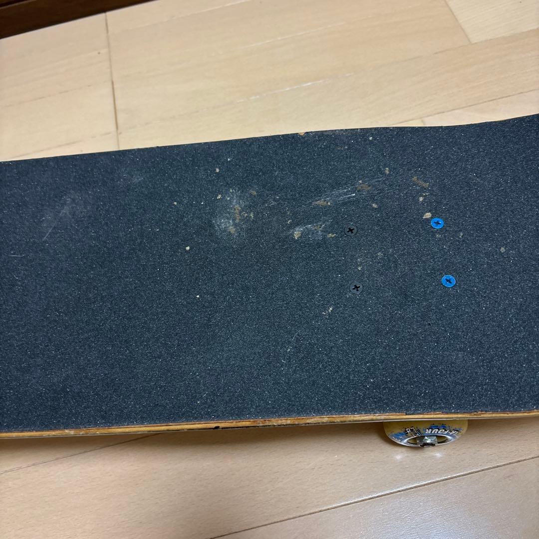 INDEPENDENTのトラックのスケートボード コンプリート　ケース付き