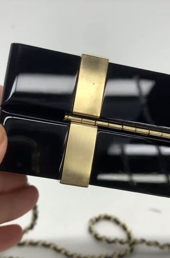 「sansanjesslove」CHANELギフトボックス ミノディエール