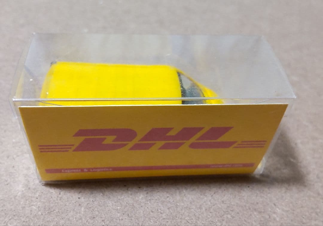 1/87 DHLワンボックスカー(ミニカー)未開封
