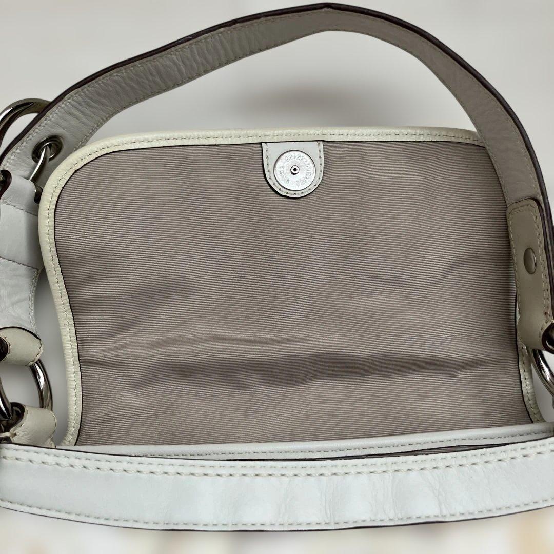 COACH ワンショルダーバッグ キャンバス シグネチャー