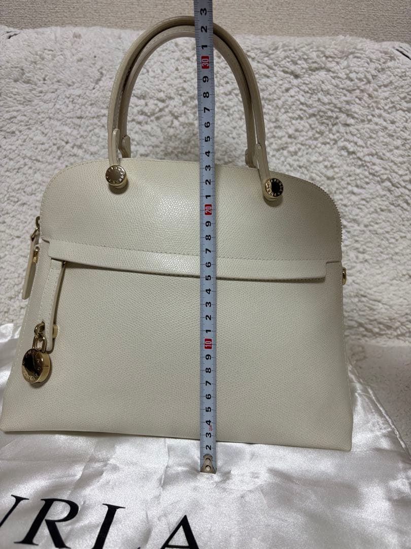 【美品】フルラ　パイパー　ハンド　ショルダーバッグ　オフホワイト