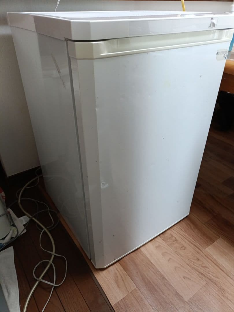 アイリスオーヤマ IUSD-9A-W 冷凍庫 85L ホワイト