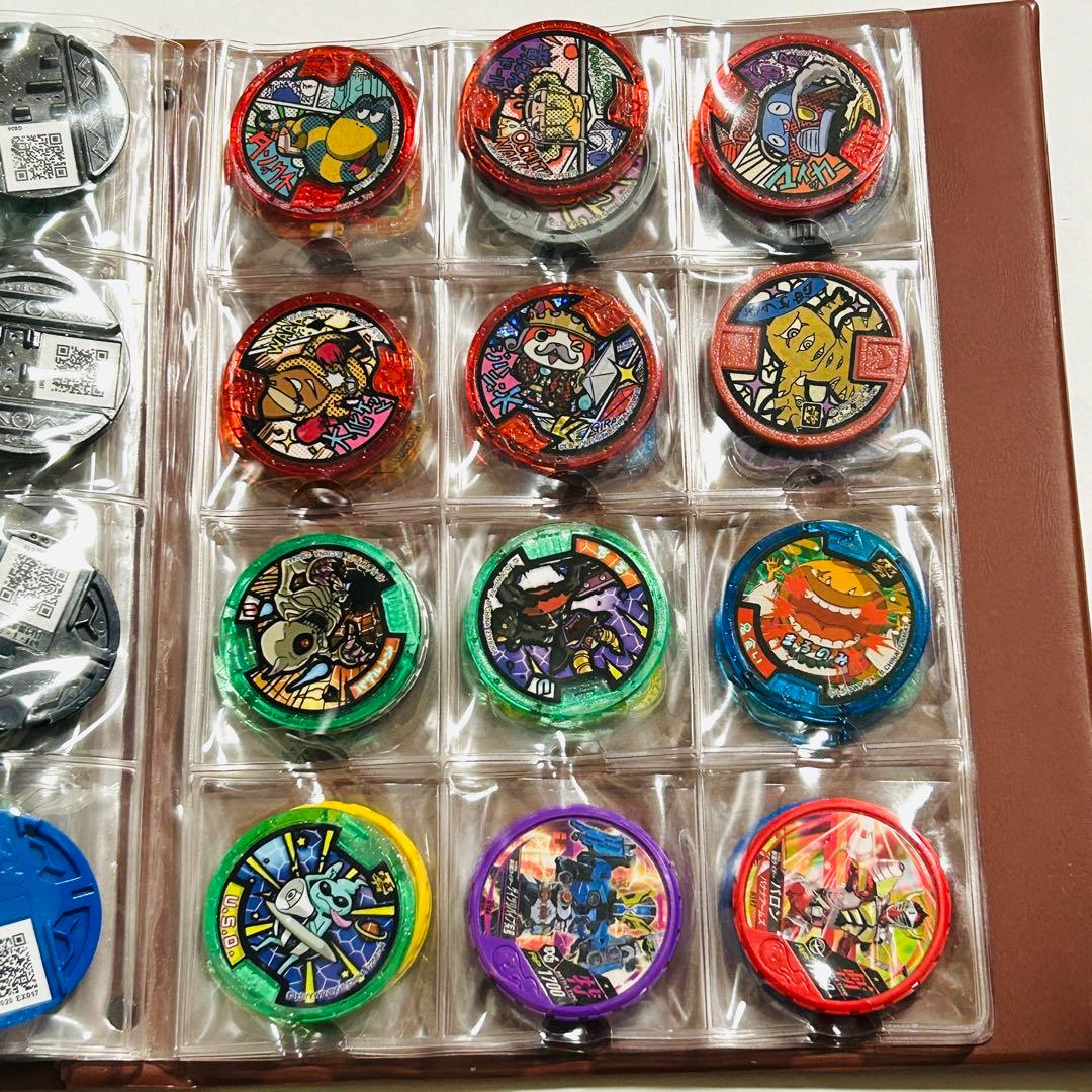 妖怪ウオッチ 仮面ライダー デジモン(デジタルモンスター) ファイル メダル