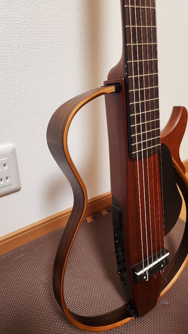 ◼美品◼おまけ付き◼YAMAHA サイレントギター SLG200N NT