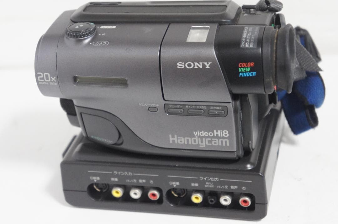 【動作品】CCD-TR11 SONY Hi8ビデオカメラ　8mm 825