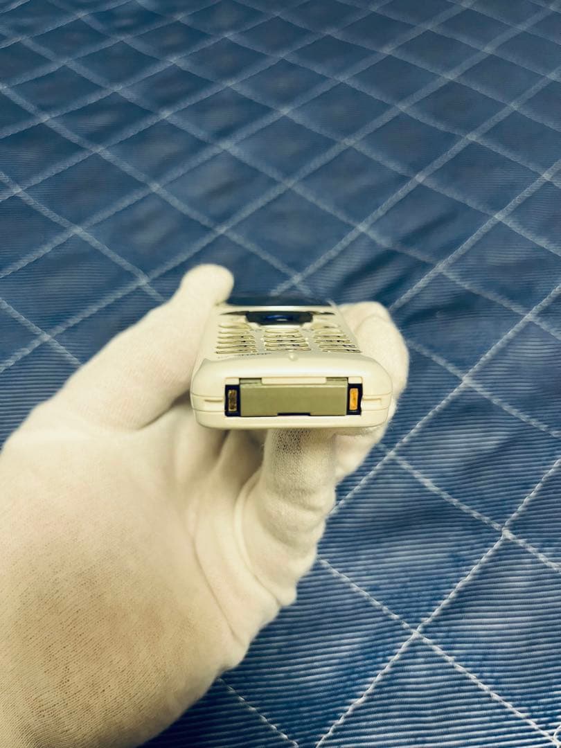 SHARP J-PHONE SH04 ホワイト 携帯電話本体メルカリ便発送