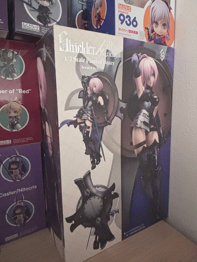 マシュ・キリエライト フィギュア　ストロンガー