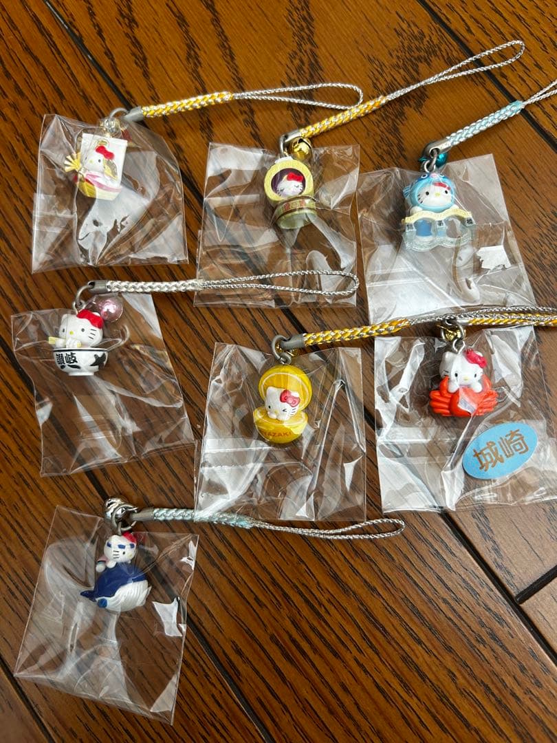 ハローキティ ご当地ストラップ 55個セット