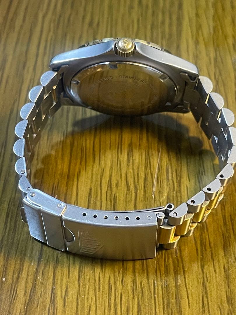 TAG Heuer Professional 200 M腕時計