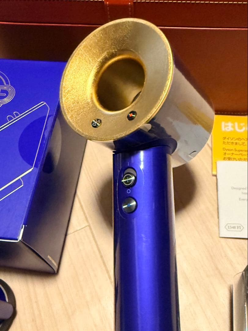 dyson ヘアドライヤー HD01 新品 開封品 Supersonic 限定品