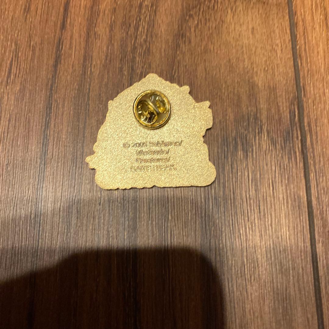 ポケモンセンター 2005 クリスマスピンバッジ　ピカチュウ　ゴンベ