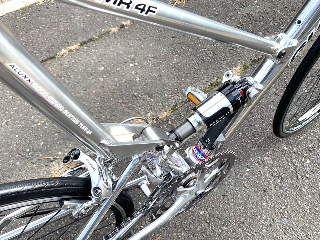 【即乘】送料無料 GIANT ミニベロ MR4F 小径車クロス16速 24インチ