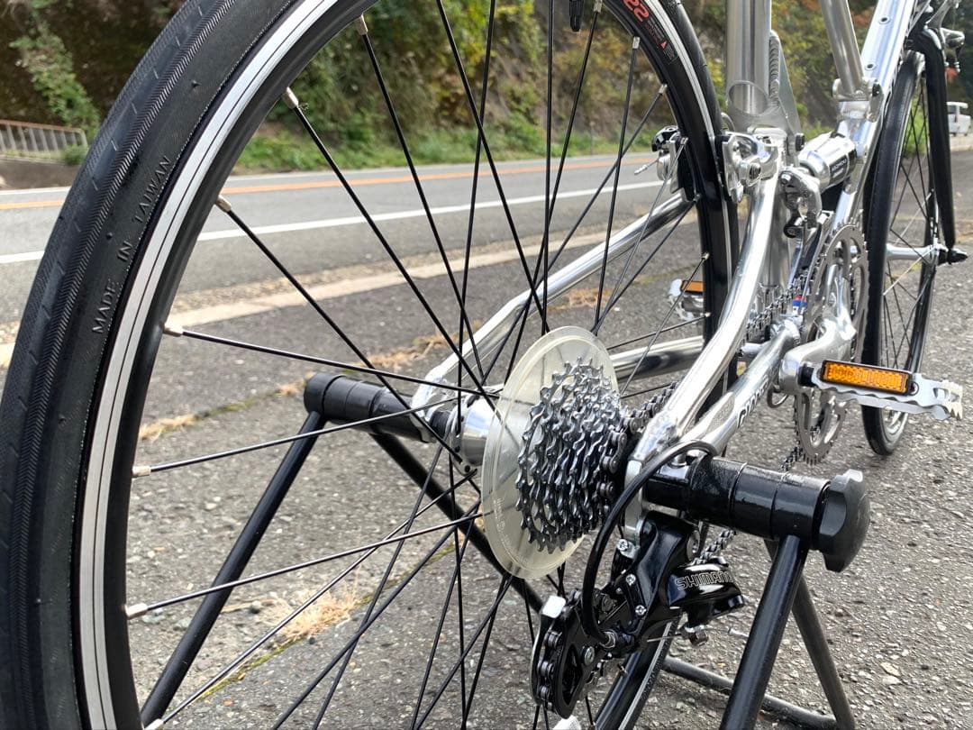 【即乘】送料無料 GIANT ミニベロ MR4F 小径車クロス16速 24インチ