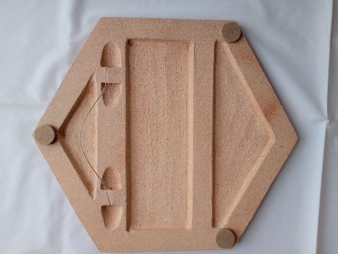 伊藤　東彦　布目椿文陶画