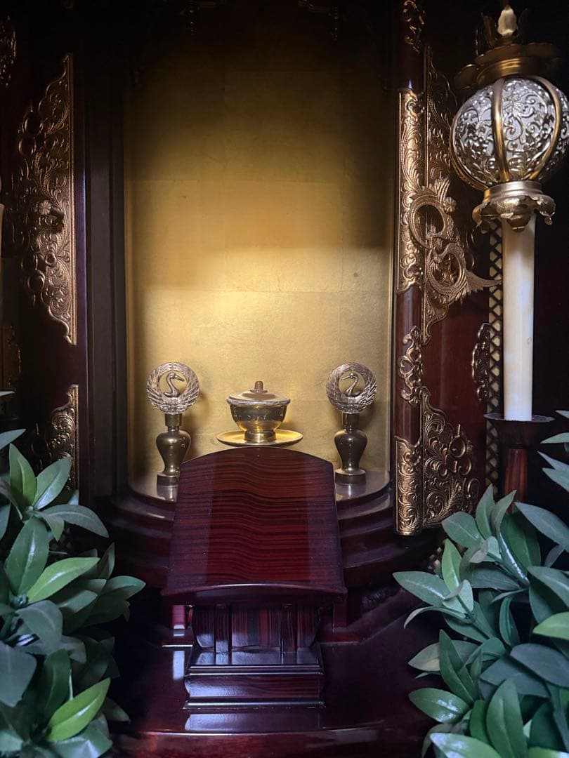 90万円前後？総無垢シタン？巨大家具調仏壇 最高級 中古品最終赤字大