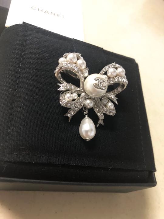 CHANEL シャネル ブローチ リボン パール