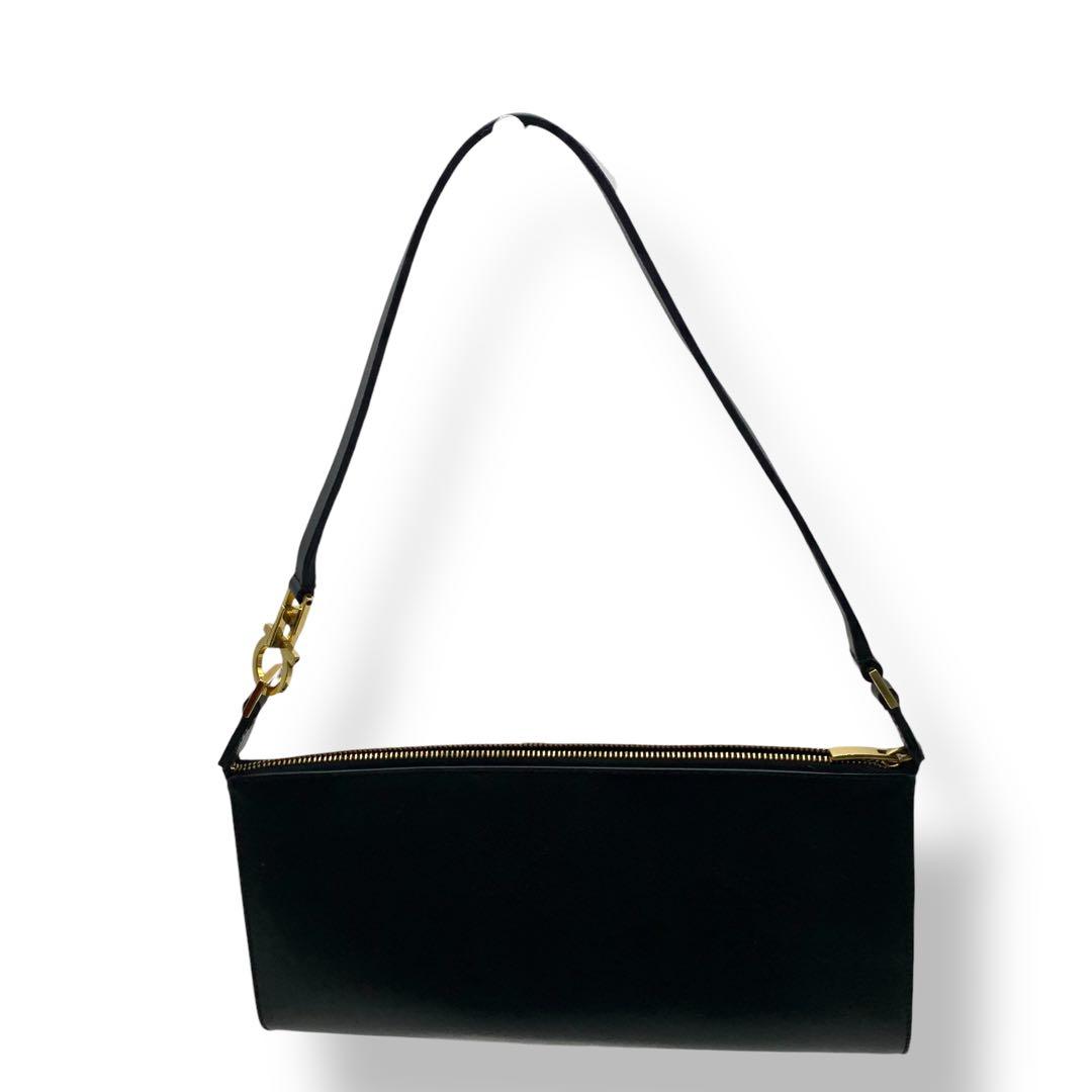 Salvatore Ferragamo レザー バッグ アクセサリーポーチ